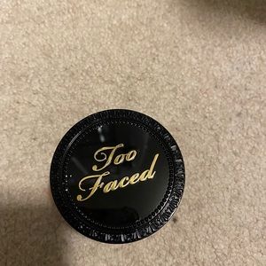 Too faced sitting powder